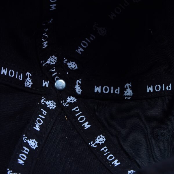 PIOM Series #6 Topi Bon Voyage